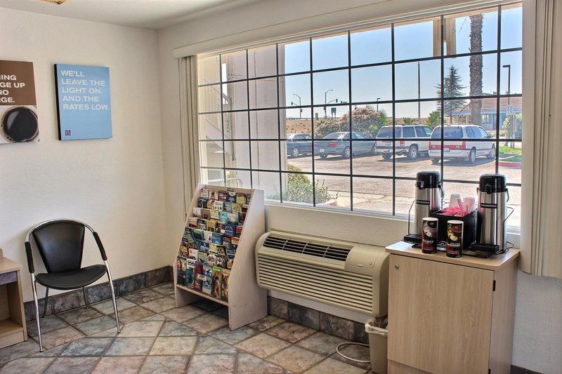 Motel 6-Coalinga, Ca - East Buitenkant foto