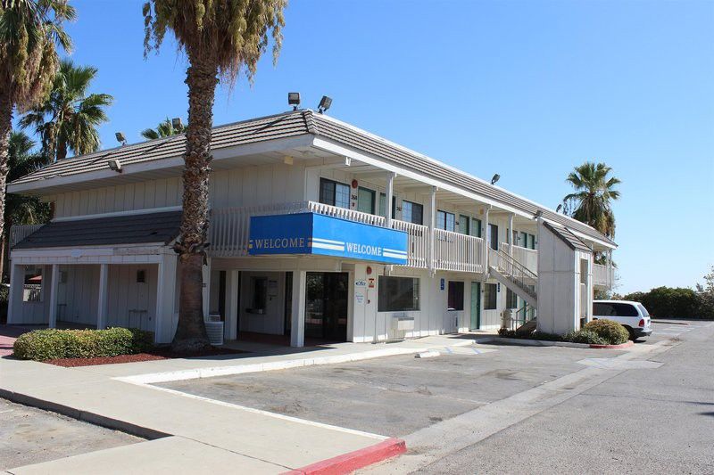 Motel 6-Coalinga, Ca - East Buitenkant foto