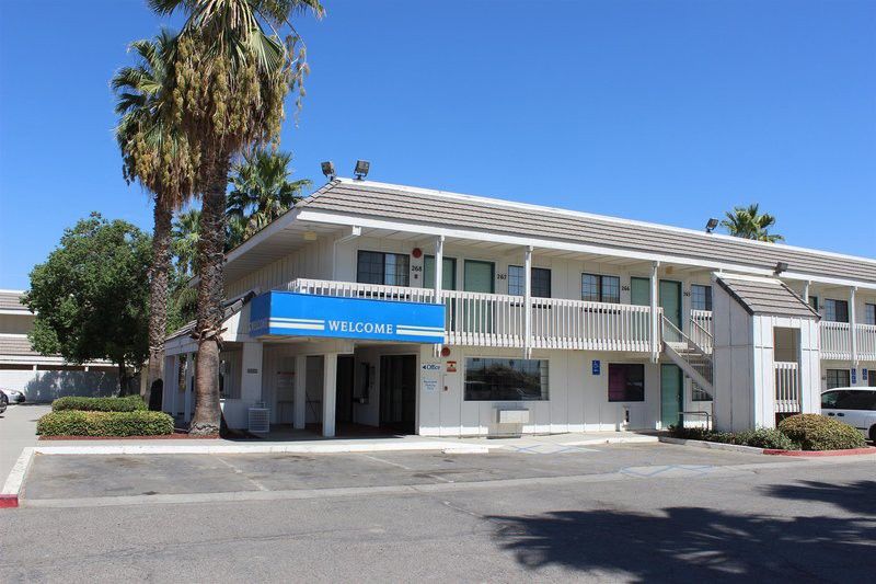 Motel 6-Coalinga, Ca - East Buitenkant foto