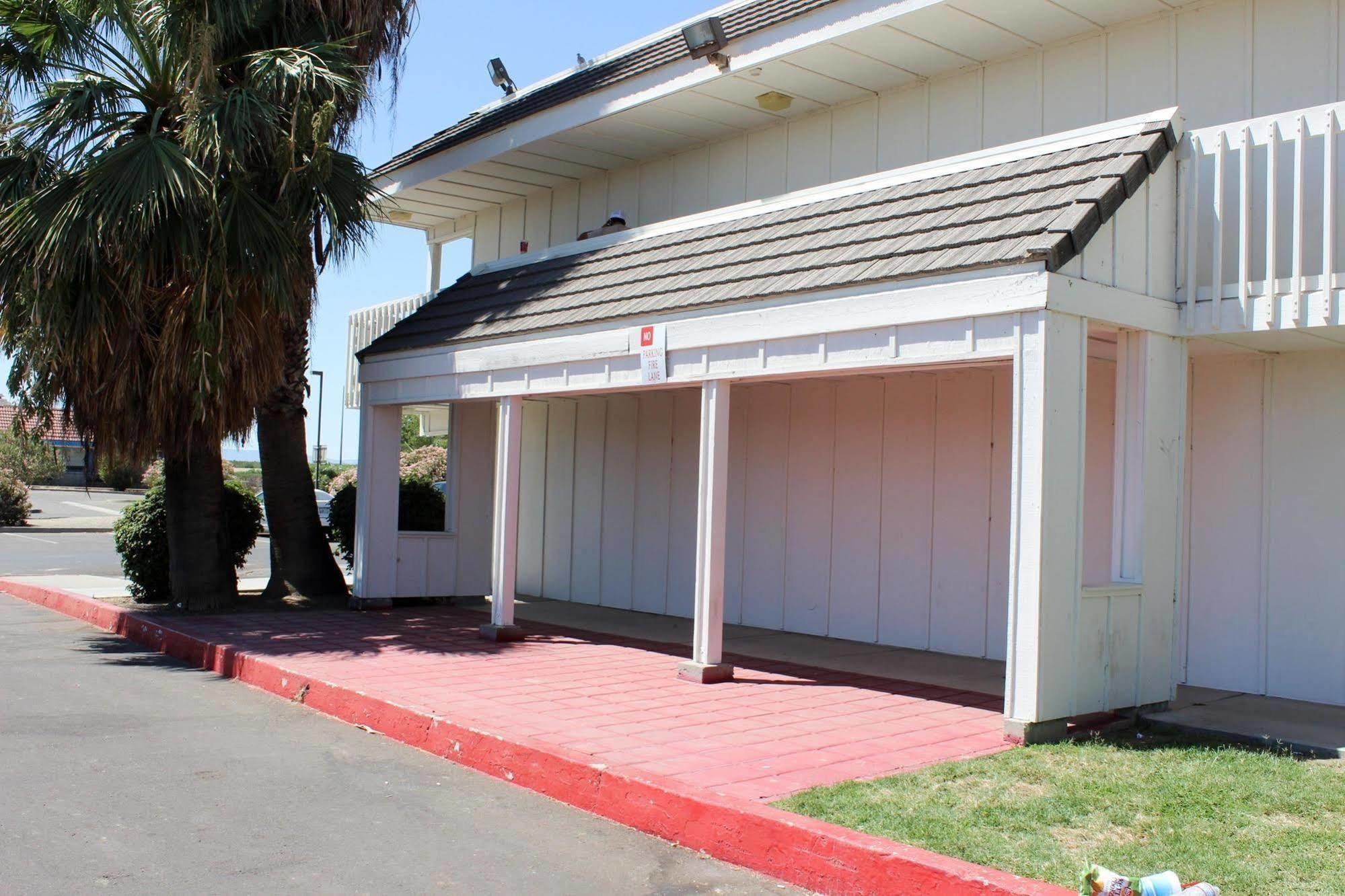 Motel 6-Coalinga, Ca - East Buitenkant foto