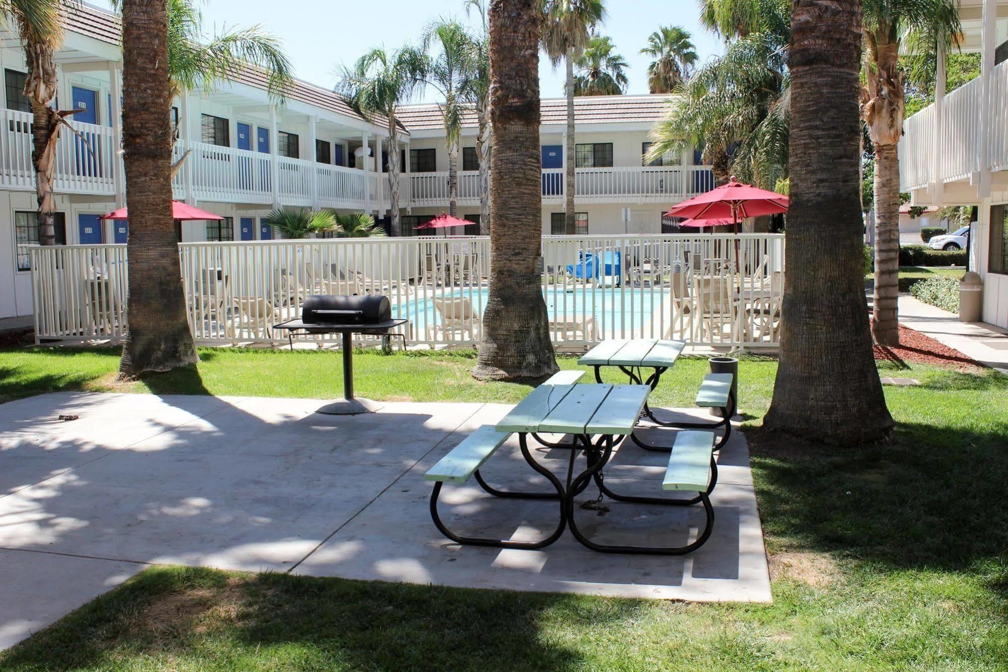 Motel 6-Coalinga, Ca - East Buitenkant foto