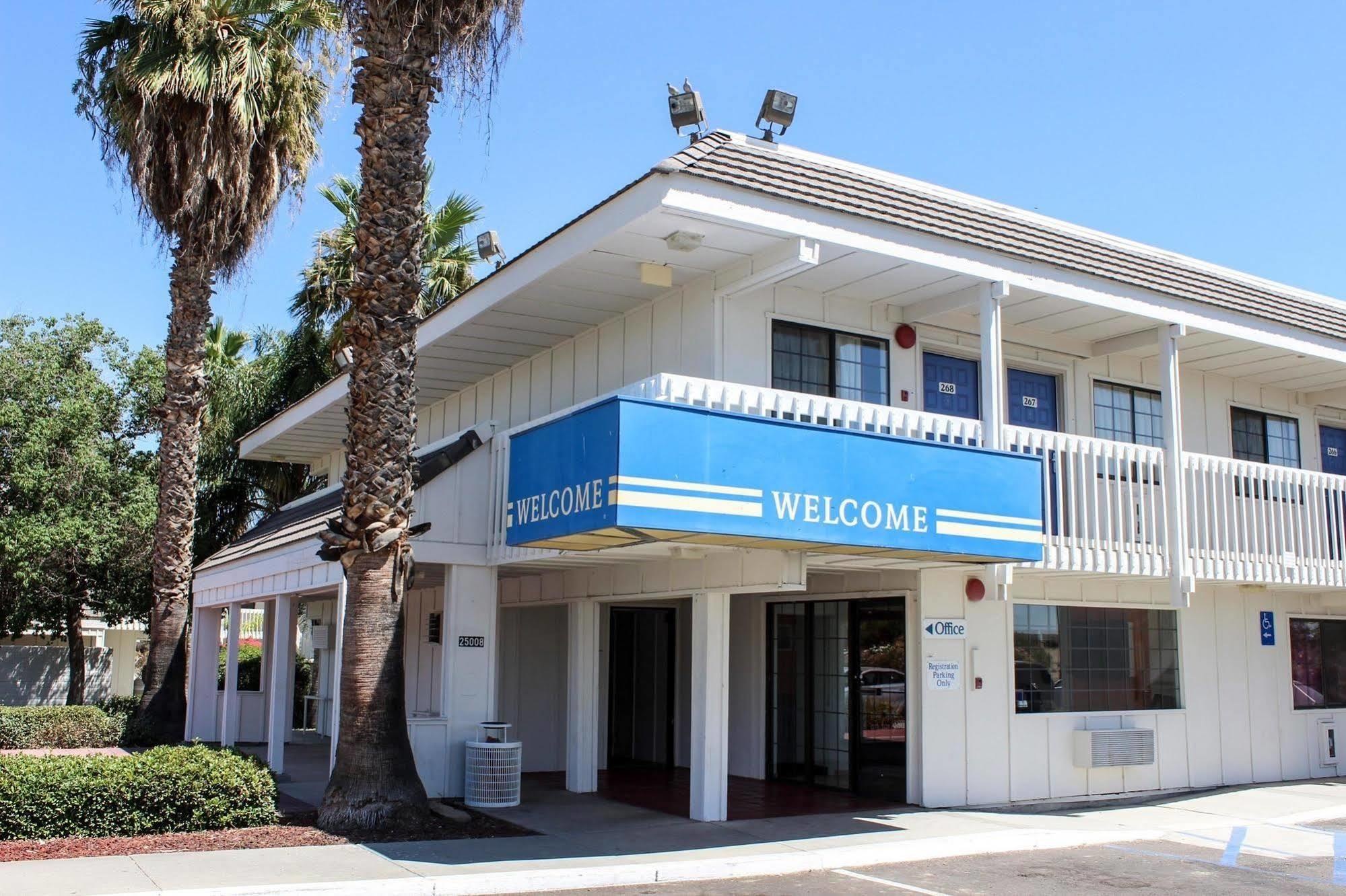 Motel 6-Coalinga, Ca - East Buitenkant foto