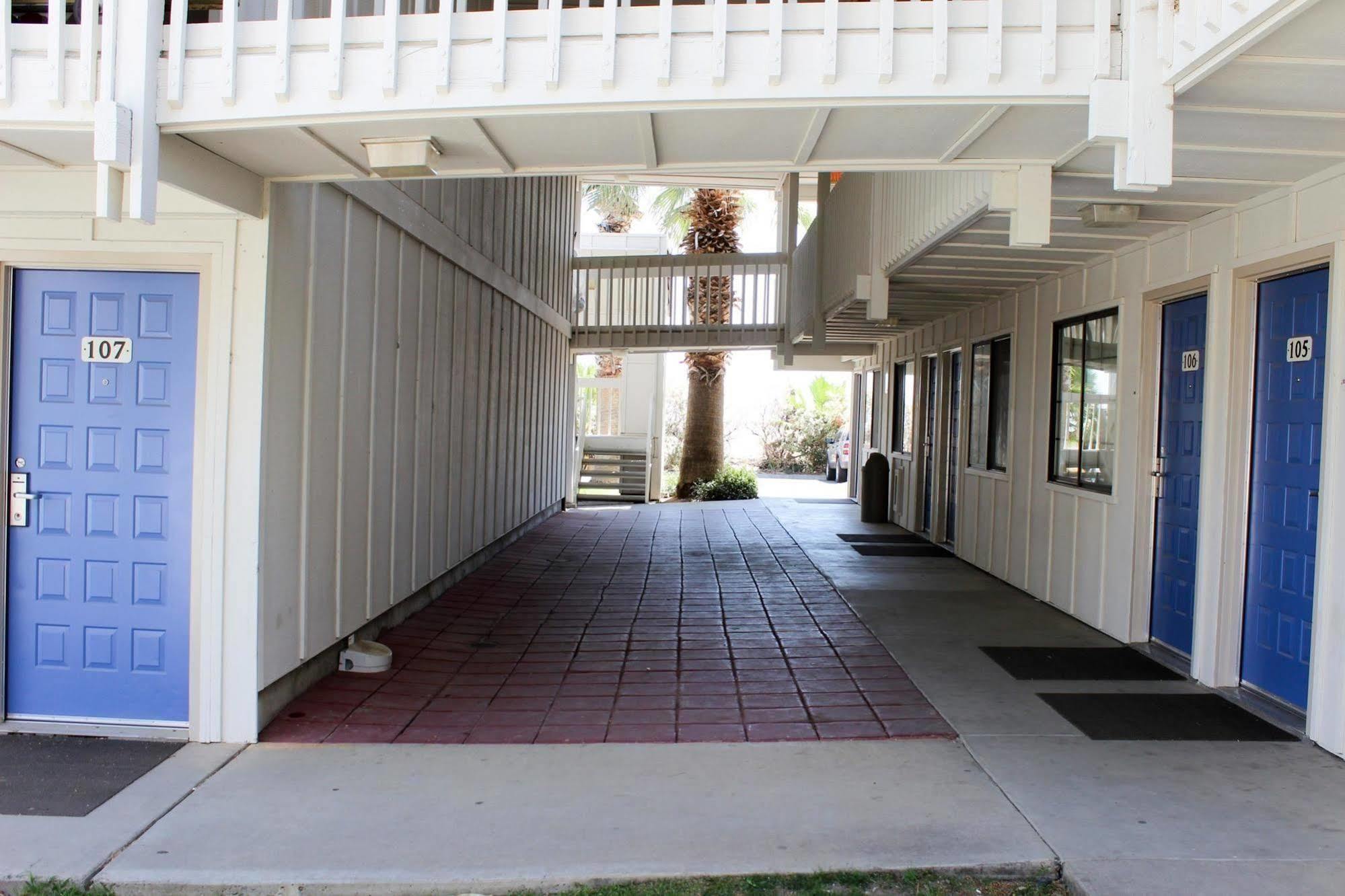 Motel 6-Coalinga, Ca - East Buitenkant foto